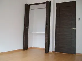 お部屋内をすっきり清潔に保っていただけるよう、十分な収納スペースを確保しています。