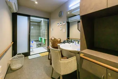 プレザンリュクス南青山の屋内共用部の写真