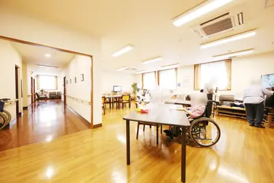 ファミリア塚田の屋内共用部の写真